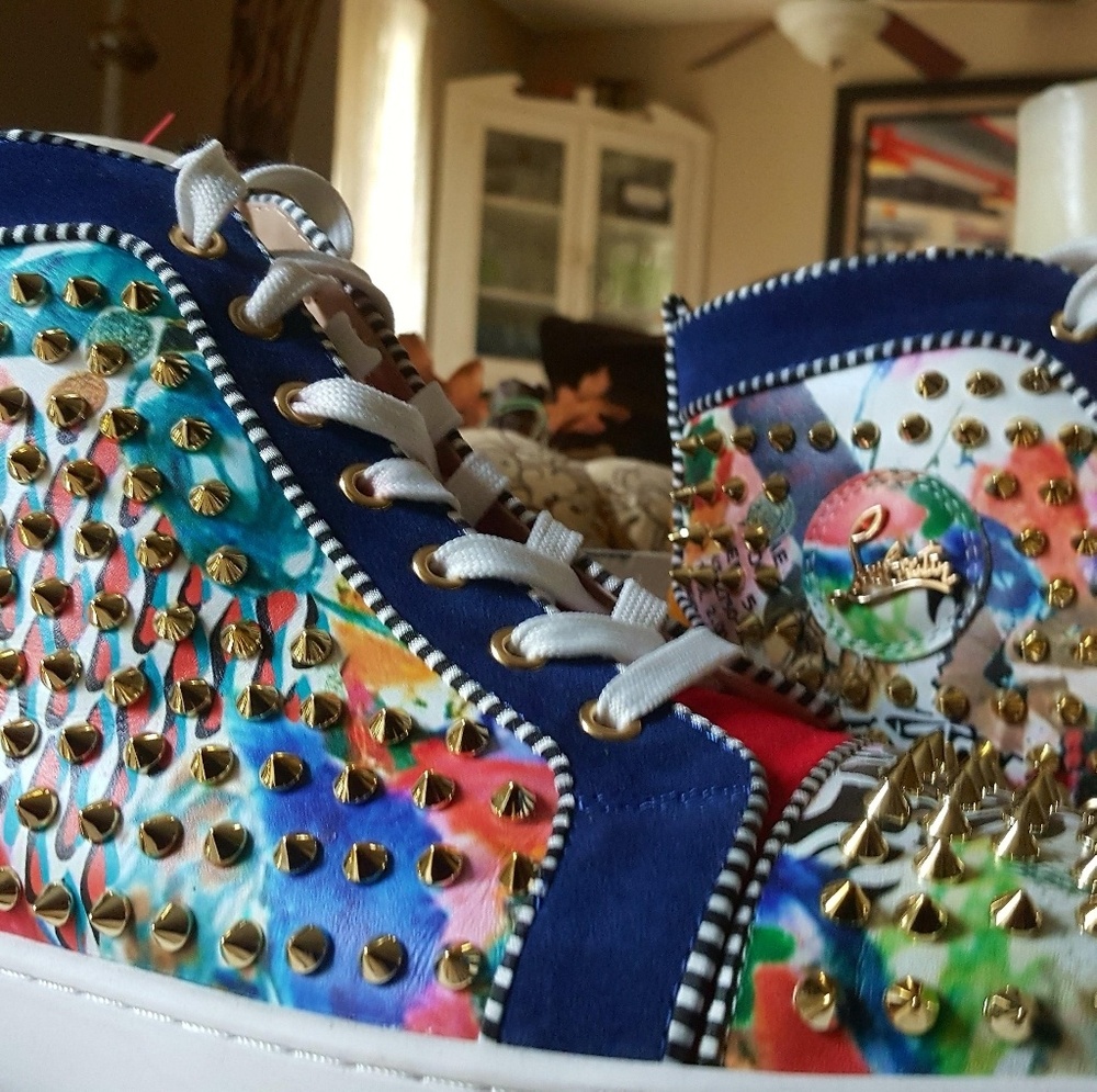 louboutin pik pik